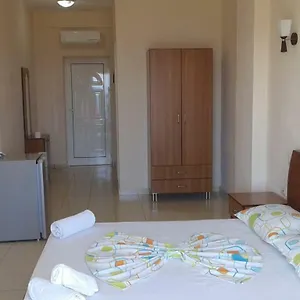 2* Hotel Oasis Drymades